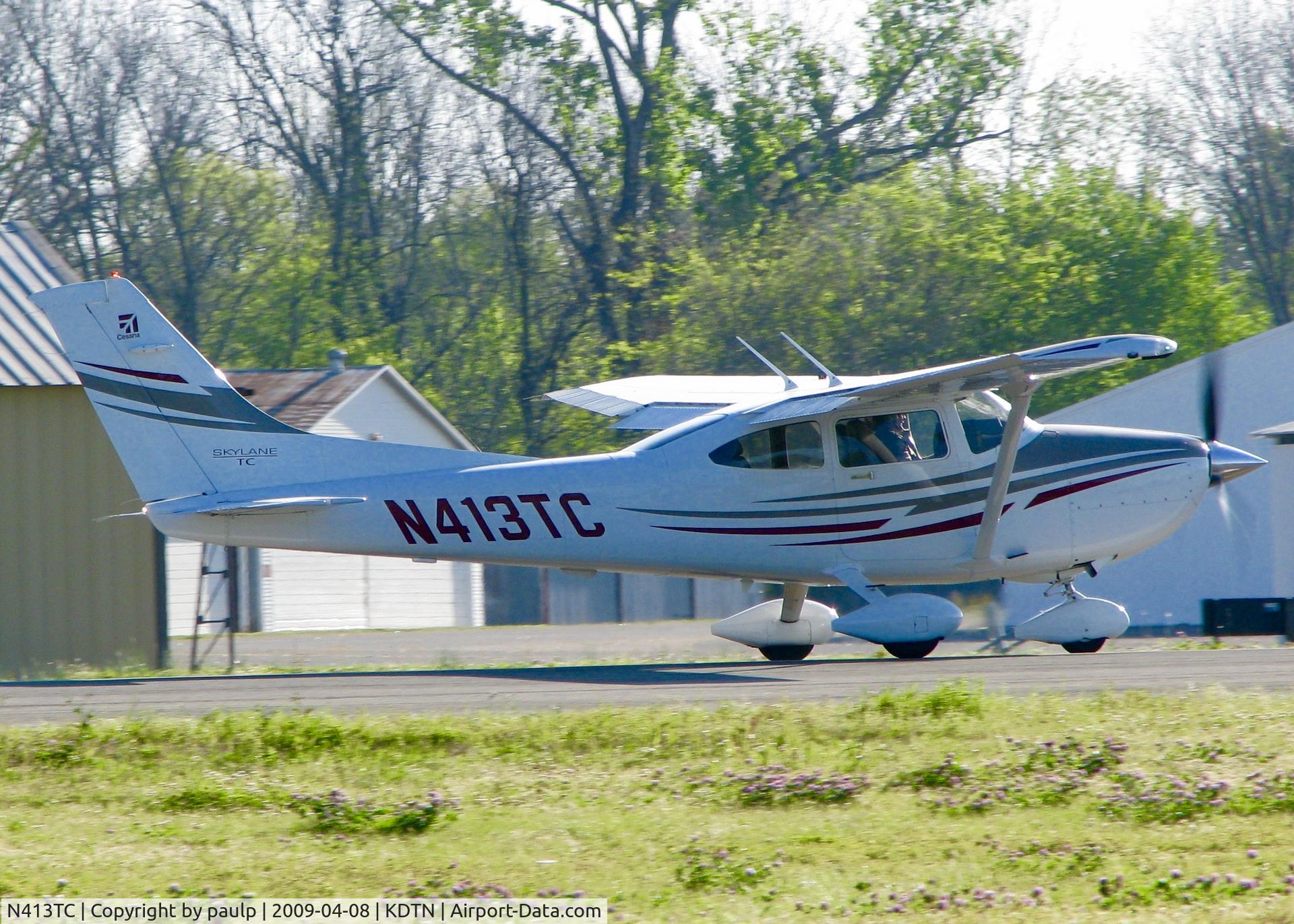 N413TC, 2005 Cessna T182T Turbo Skylane C/N T18208423, At Downtown Shreveport.