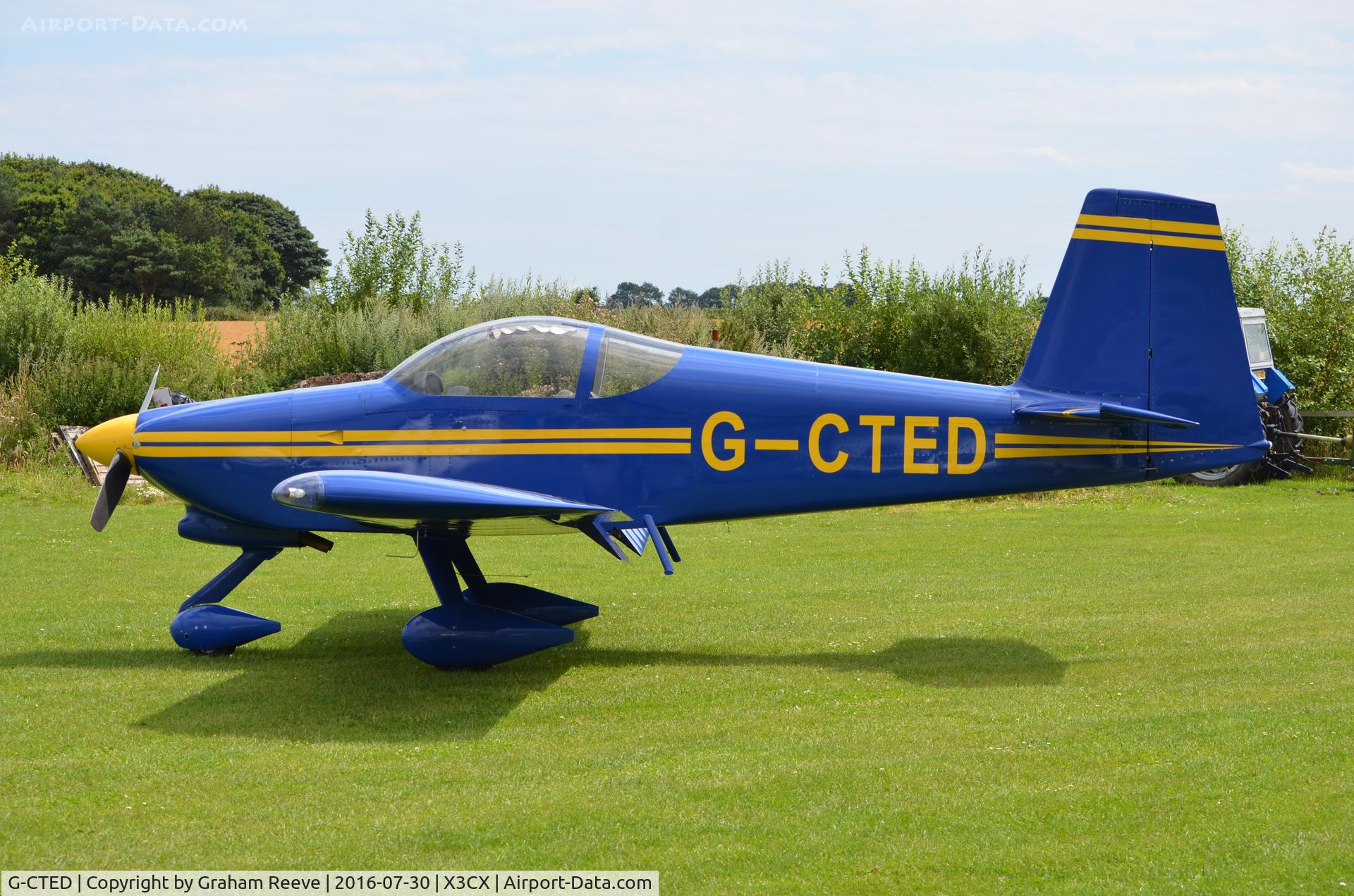 G-CTED, 2007 Vans RV-7A C/N PFA 323-14631, Parked at Northrepps.