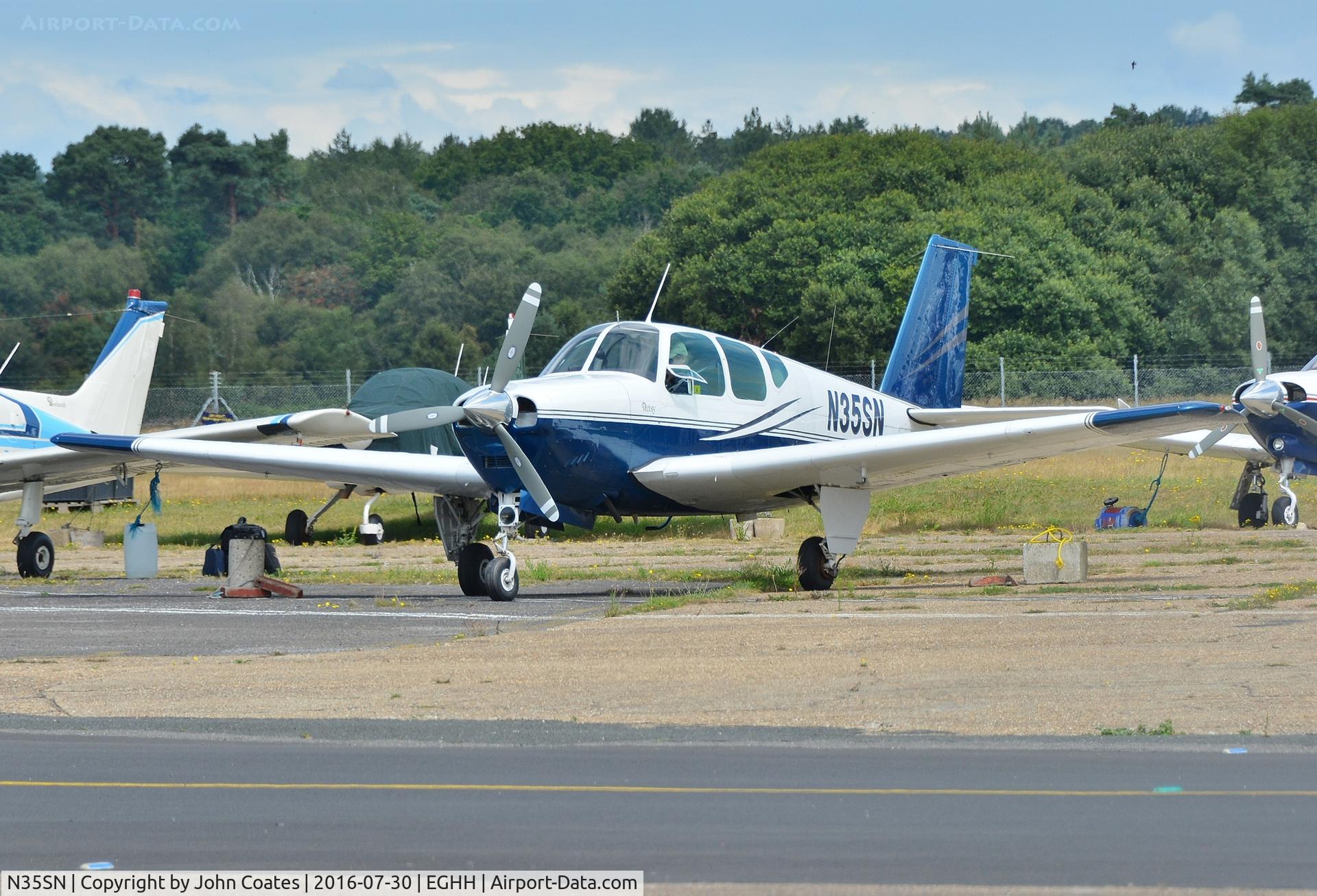 N35SN, 1960 Beech 35-33 Debonair C/N CD-207, At Airtime