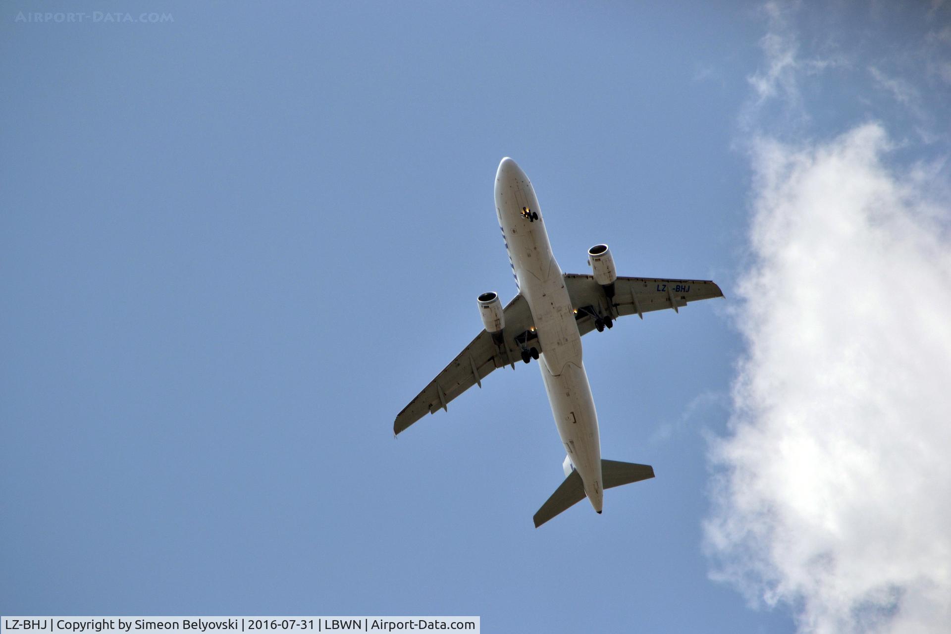 LZ-BHJ, 1990 Airbus A320-211 C/N 142, Take off Varna to Burgas