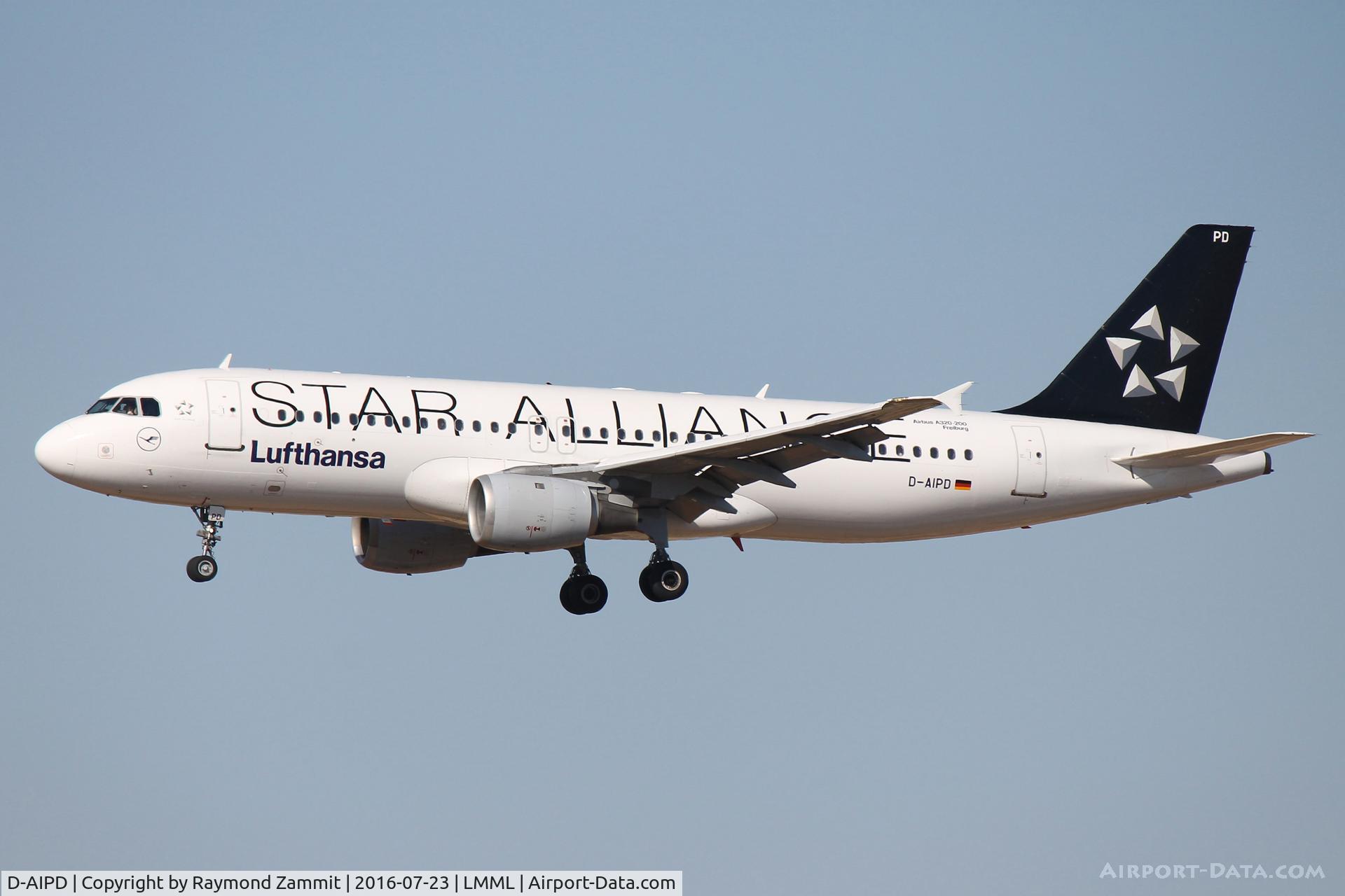 D-AIPD, 1989 Airbus A320-211 C/N 0072, A320 D-AIPD Lufthansa Star Alliance scheme
