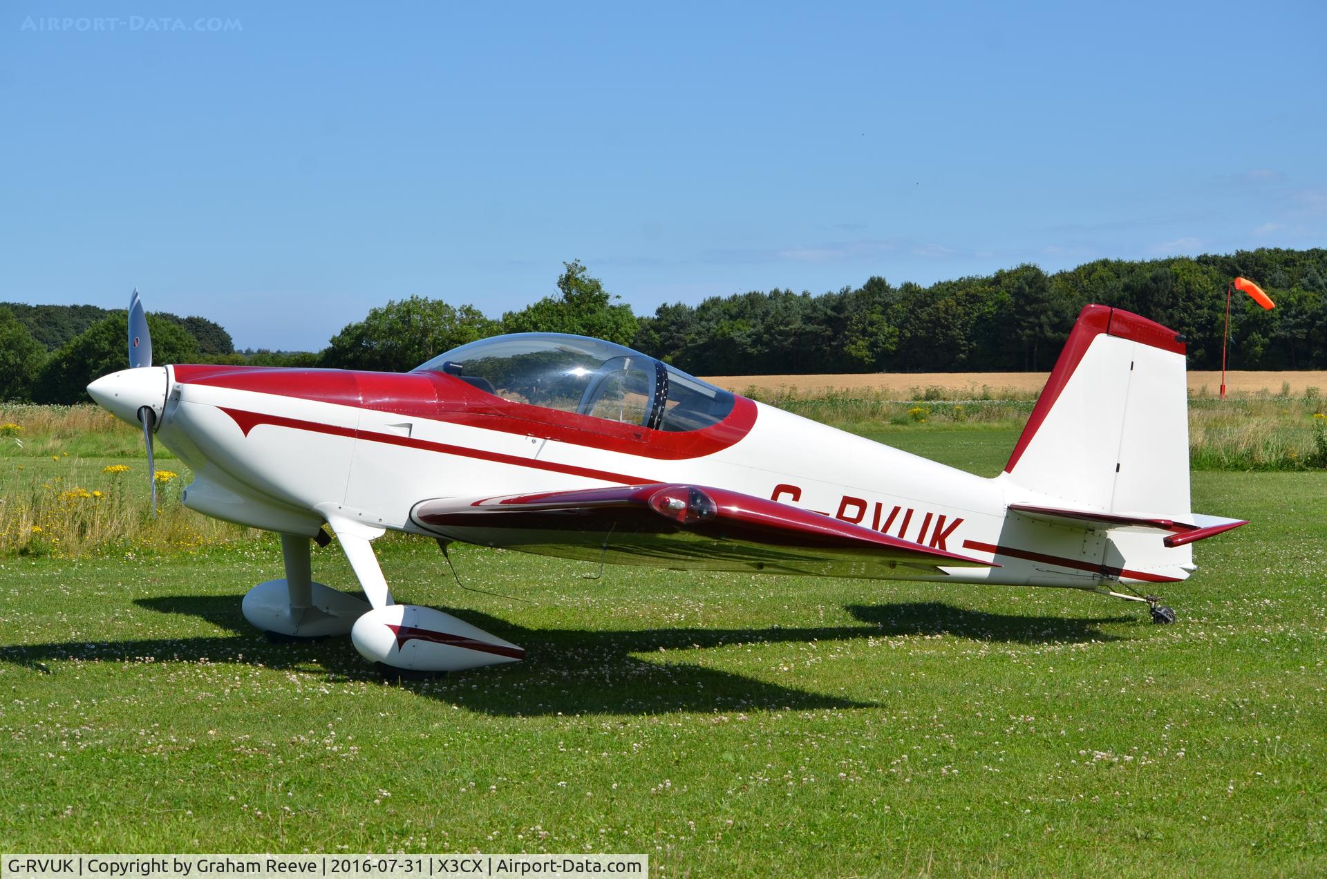 G-RVUK, 2006 Vans RV-7 C/N PFA 323-14441, Parked at Northrepps.