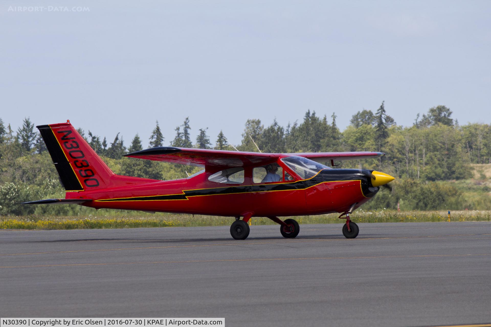 N30390, 1968 Cessna 177 Cardinal C/N 17701229, 1968 Cessna taxing in at Paine Field.
