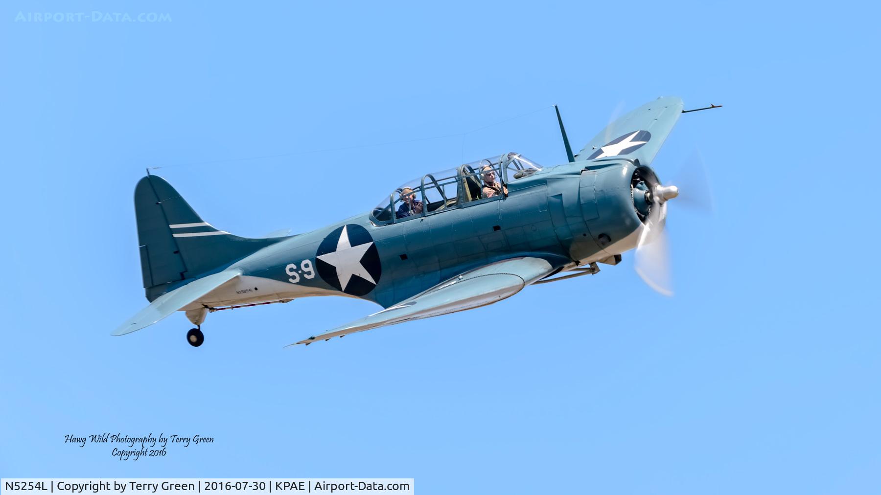 N5254L, 1942 Douglas A-24 C/N 42-60817, 2016 Paine Field SkyFair