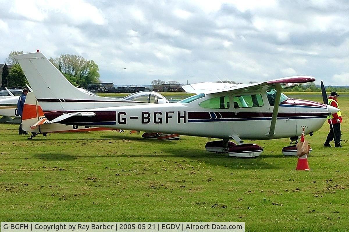 G-BGFH, 1979 Reims F182Q Skylane C/N 0105, R/Cessna F.182Q Skylane [0105] Hullavington~G 21/05/2005