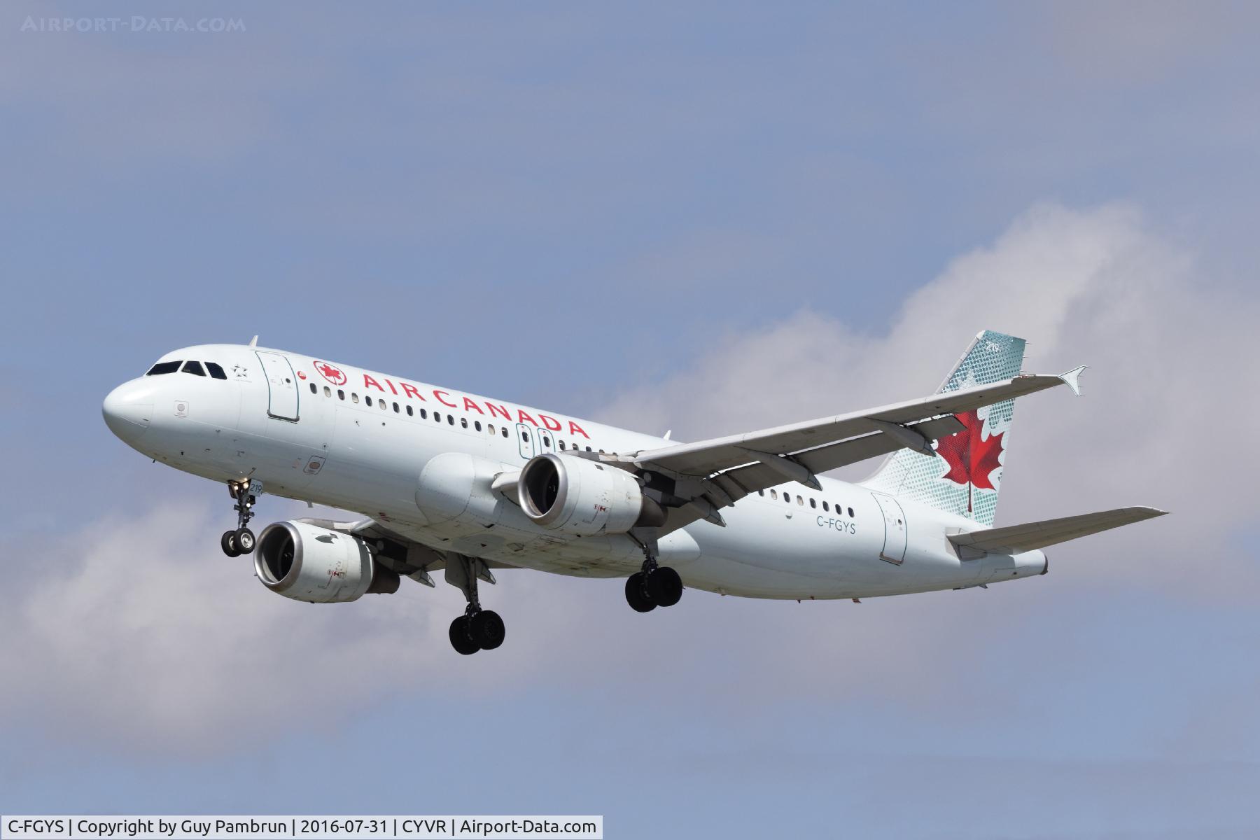 C-FGYS, 1991 Airbus A320-211 C/N 255, Landing
