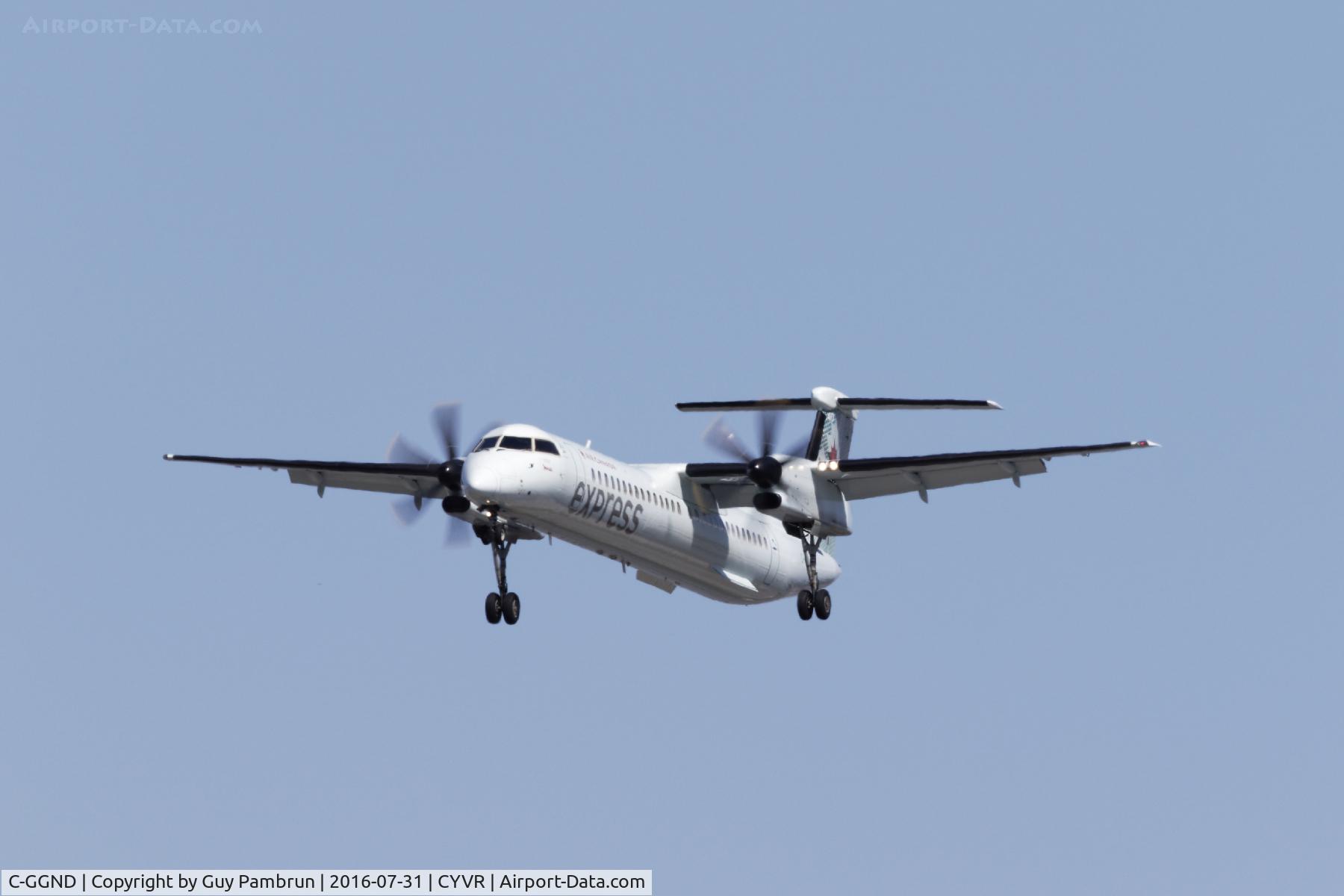 C-GGND, 2011 De Havilland Canada DHC-8-402Q Dash 8 C/N 4394, Landing