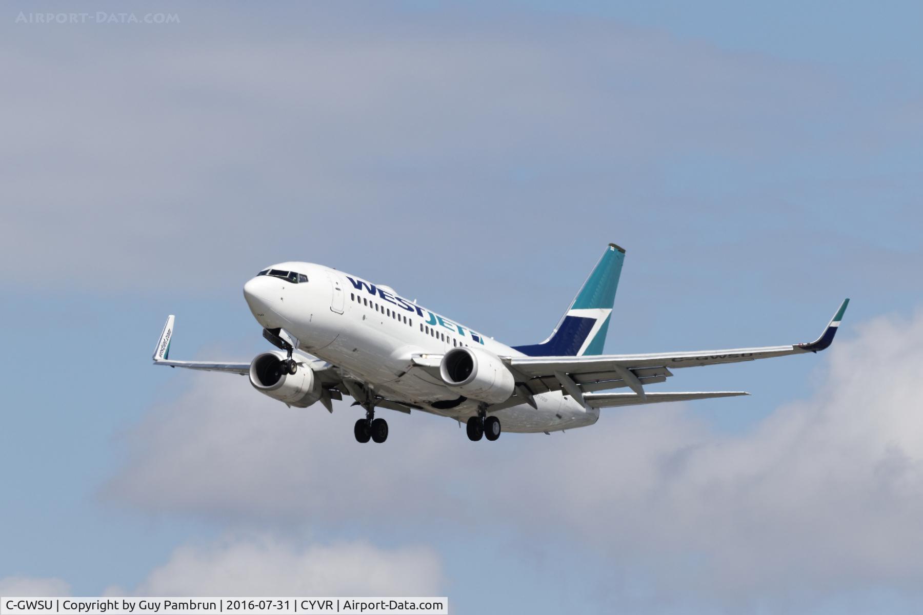 C-GWSU, 2009 Boeing 737-7CT C/N 36689, Landing
