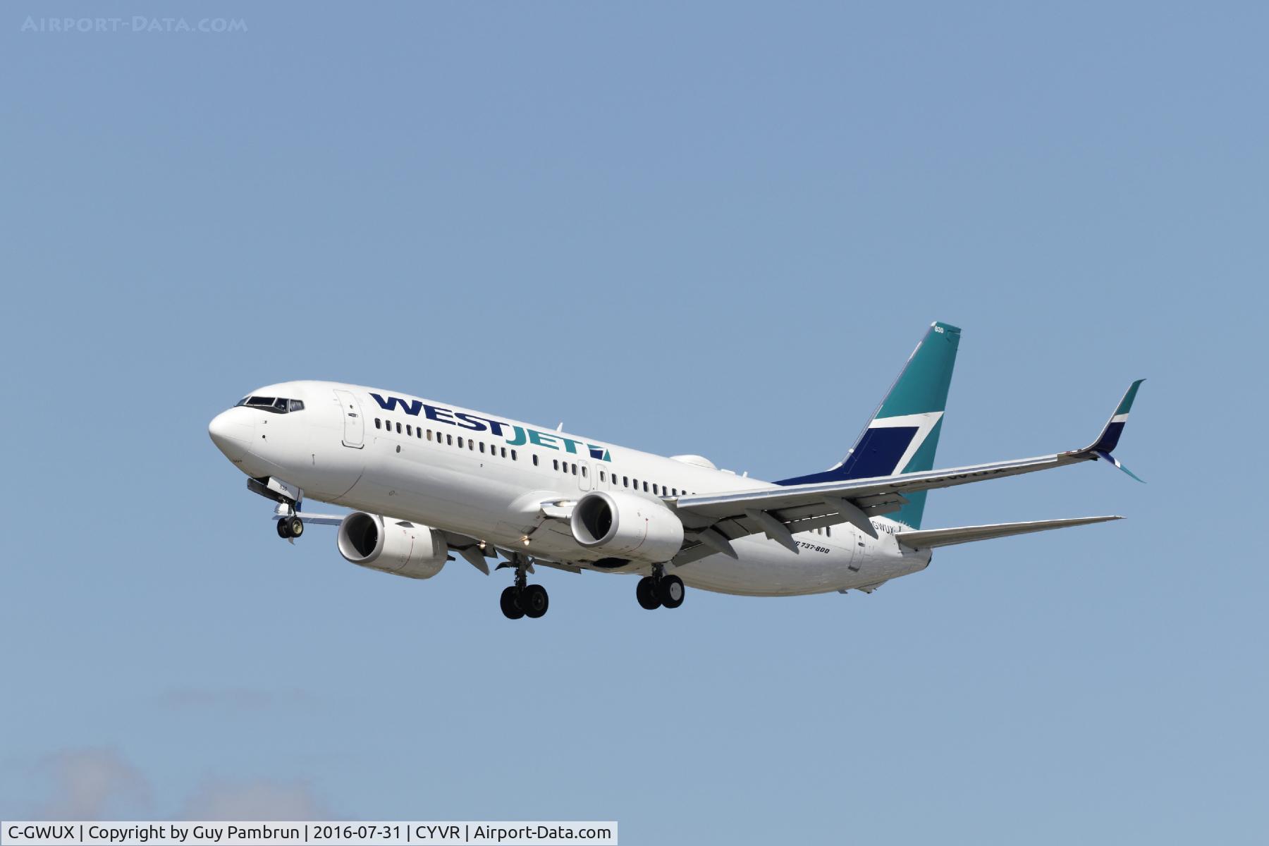 C-GWUX, 2014 Boeing 737-8CT C/N 60124, Landing