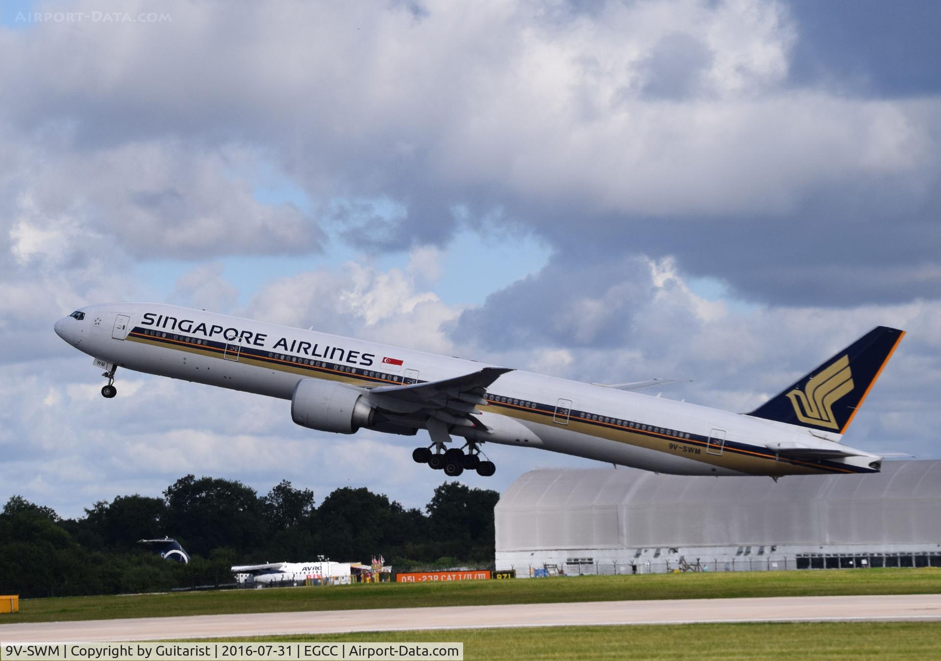 9V-SWM, 2008 Boeing 777-312/ER C/N 34578, At Manchester