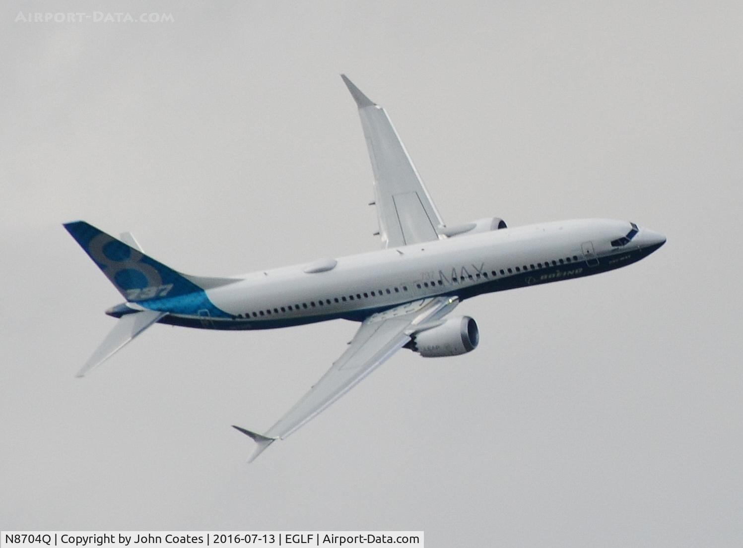 N8704Q, 2016 Boeing 737-8 MAX C/N 36988, FIA Wednesday display