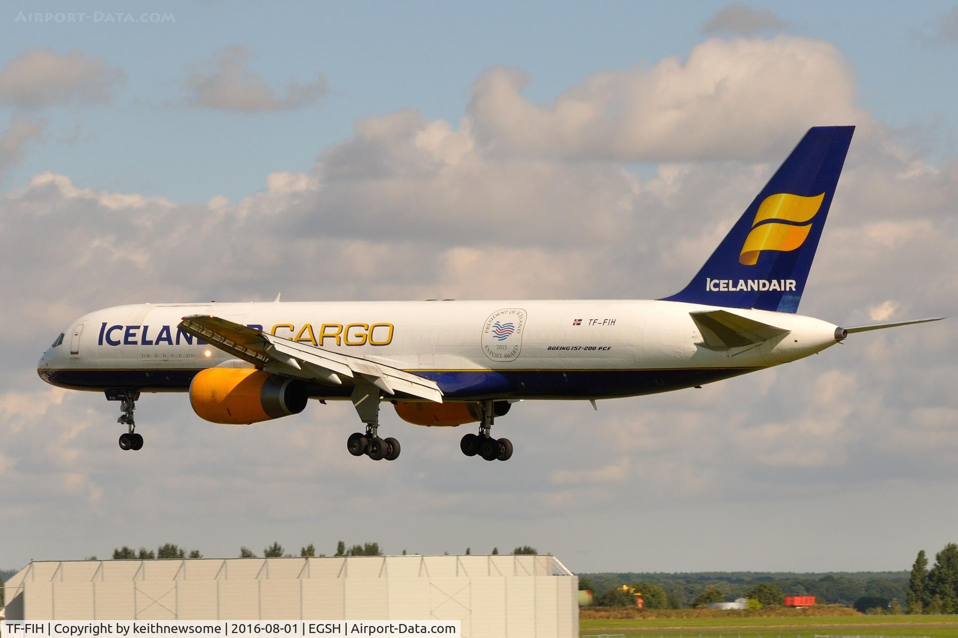 TF-FIH, 1990 Boeing 757-208/PCF C/N 24739, Arriving for paint work.
