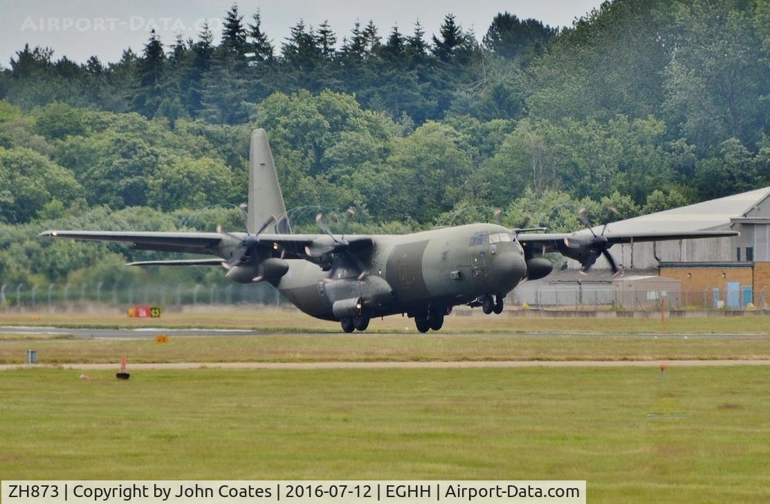 ZH873, 1997 Lockheed Martin C-130J-30 Hercules C.4 C/N 382-5457, Lifting off 26
