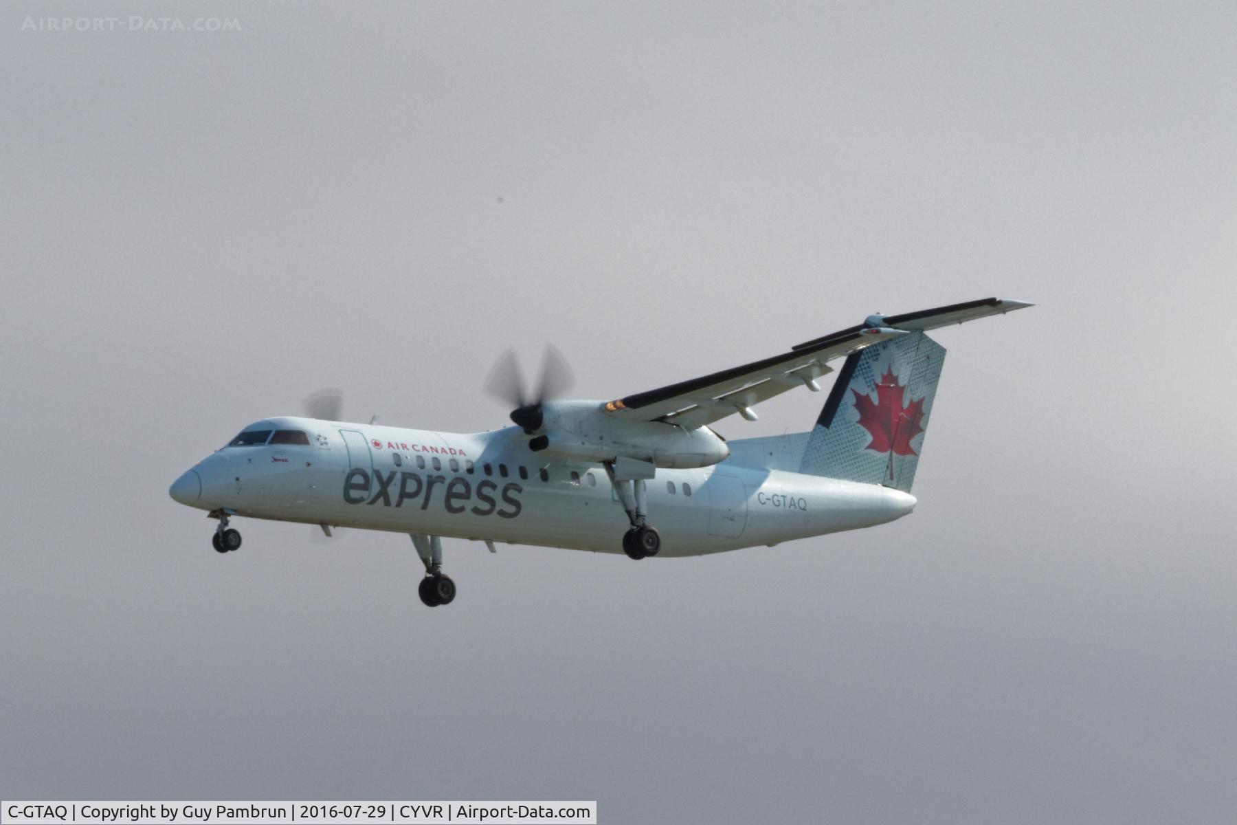 C-GTAQ, 1989 De Havilland Canada DHC-8-301 Dash 8 C/N 180, Landing