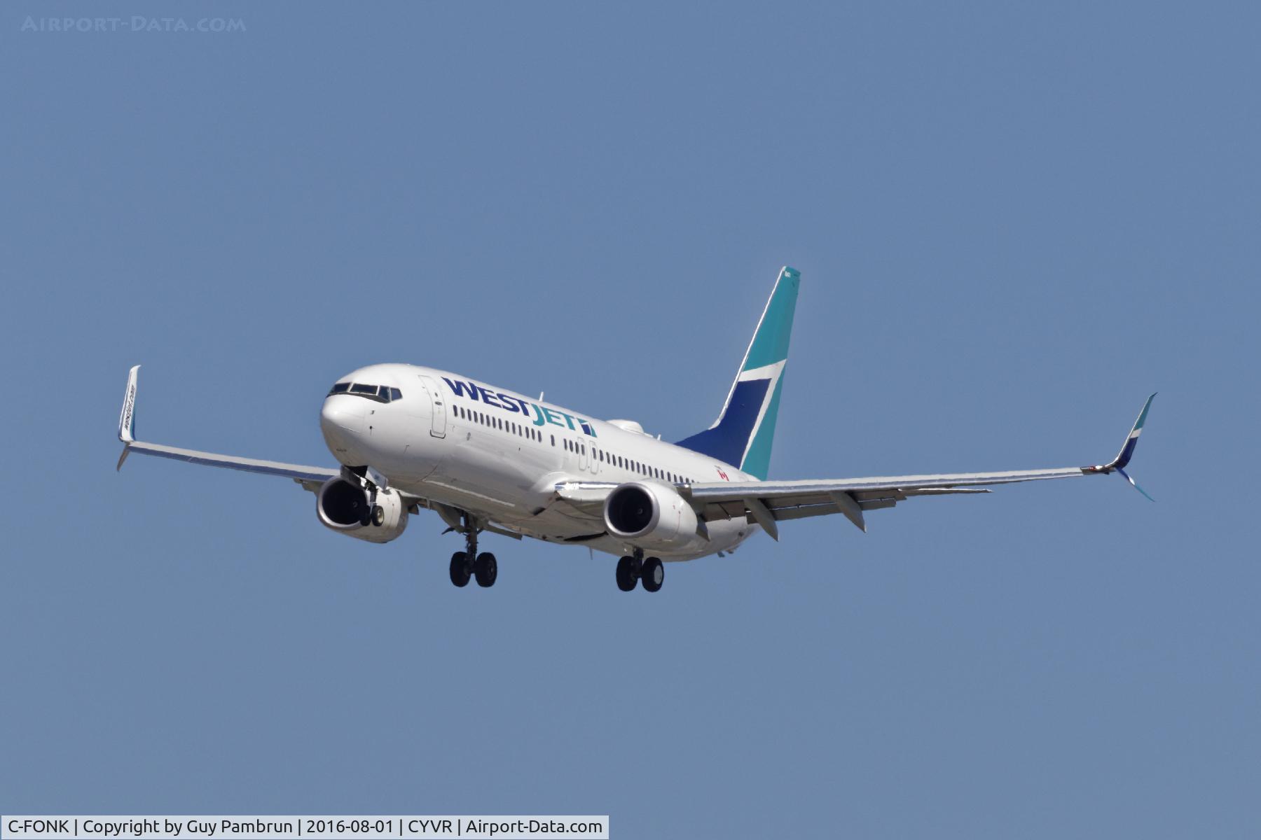 C-FONK, 1915 Boeing 737-8CT C/N 40835, Landing