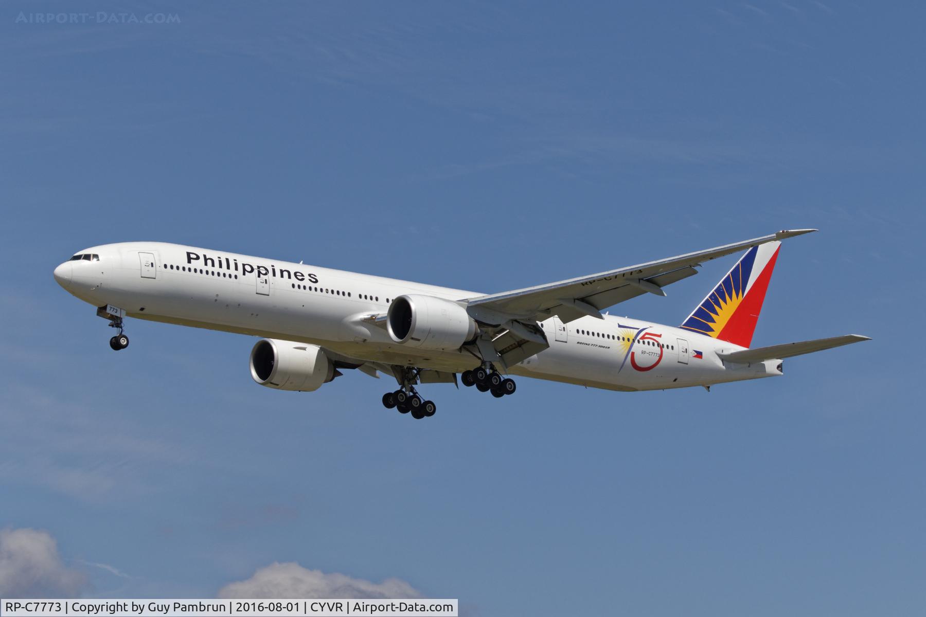 RP-C7773, 2013 Boeing 777-3F6/ER C/N 38718, Landing