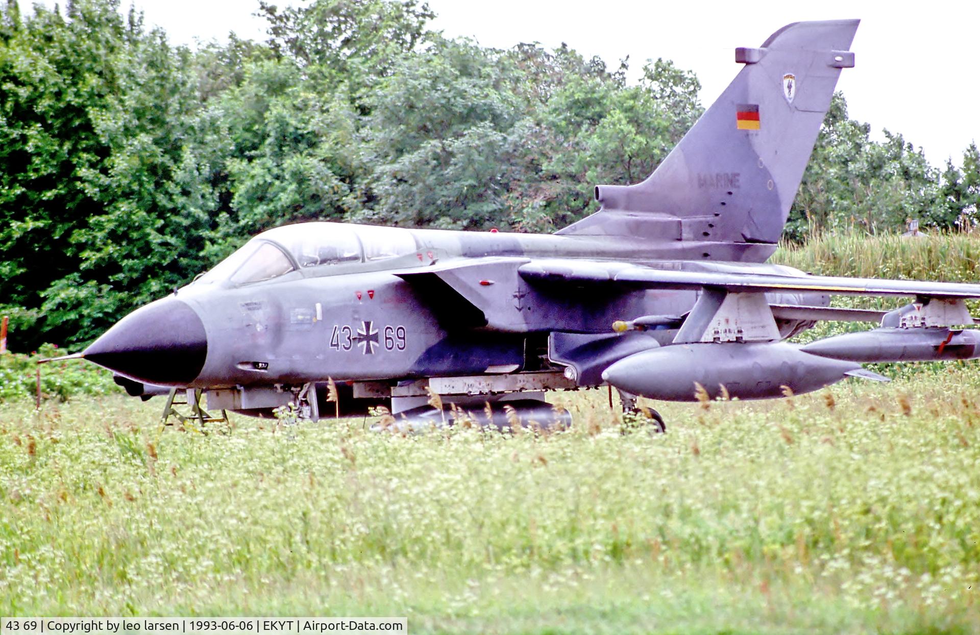 43 69, Panavia Tornado IDS C/N 181/GS042/4069, Aalborg RDAF open house 6.6.93