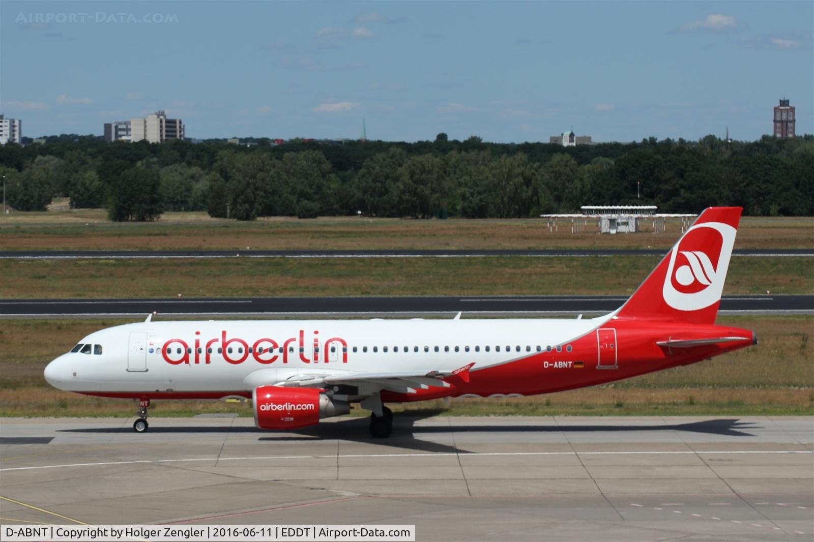D-ABNT, 2005 Airbus A320-214 C/N 2562, TXL waving good bye tour no.4 since 2011