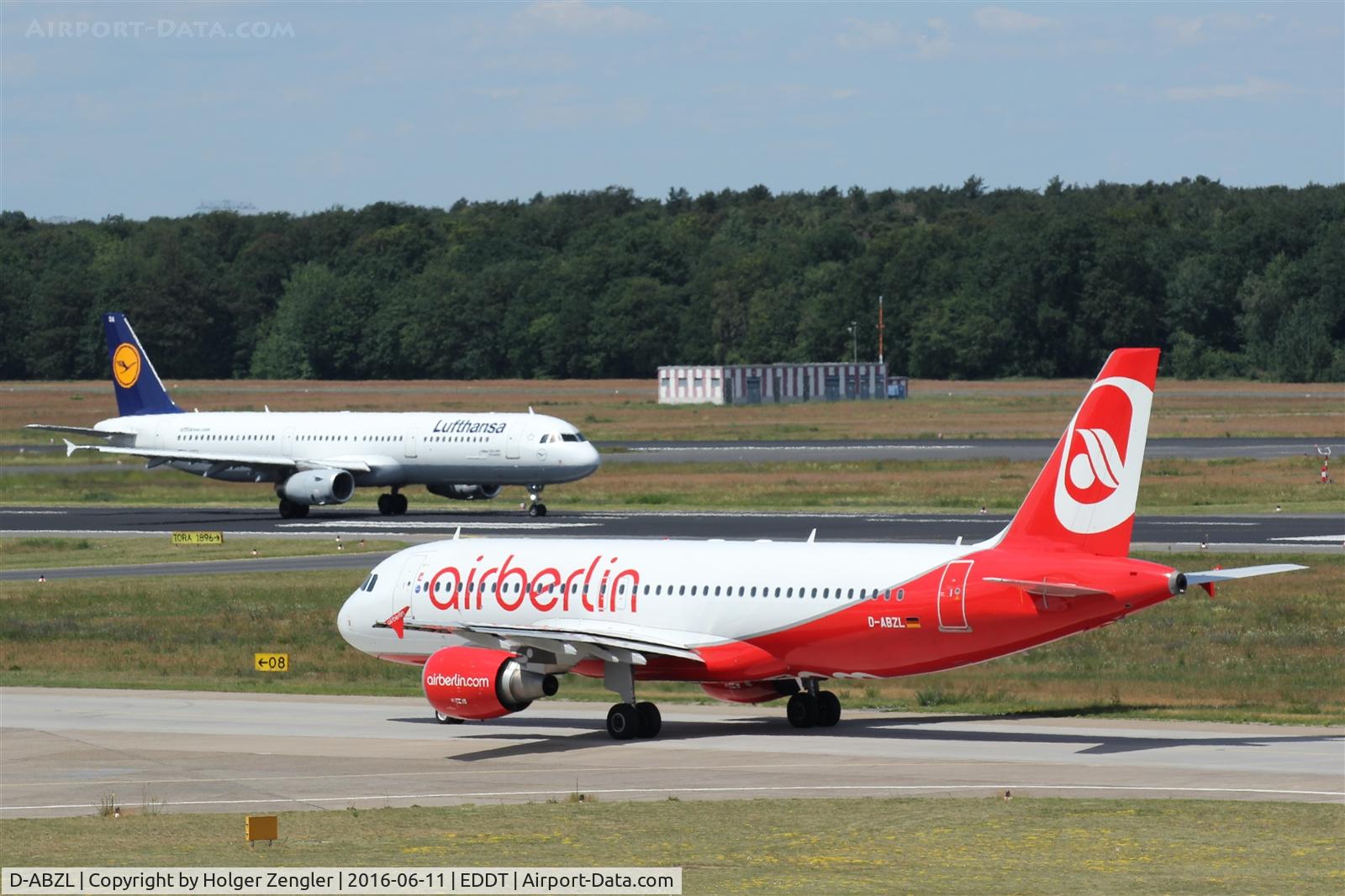 D-ABZL, 2007 Airbus A320-216 C/N 3178, TXL waving good bye tour no.4 since 2011