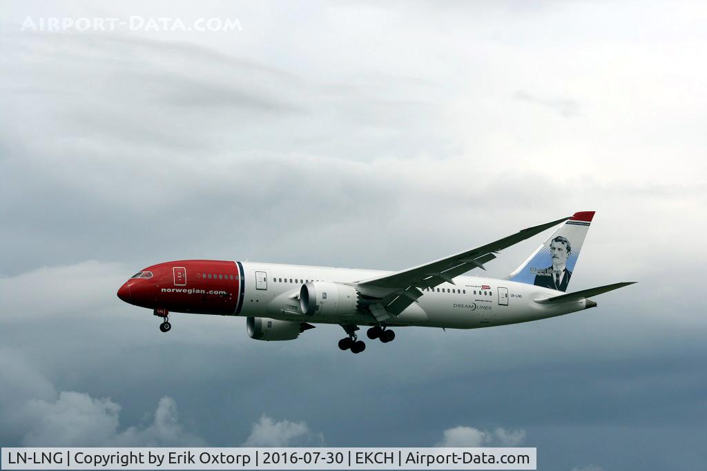 LN-LNG, 2014 Boeing 787-8 Dreamliner Dreamliner C/N 35314, LN-LNG landing rw 22L