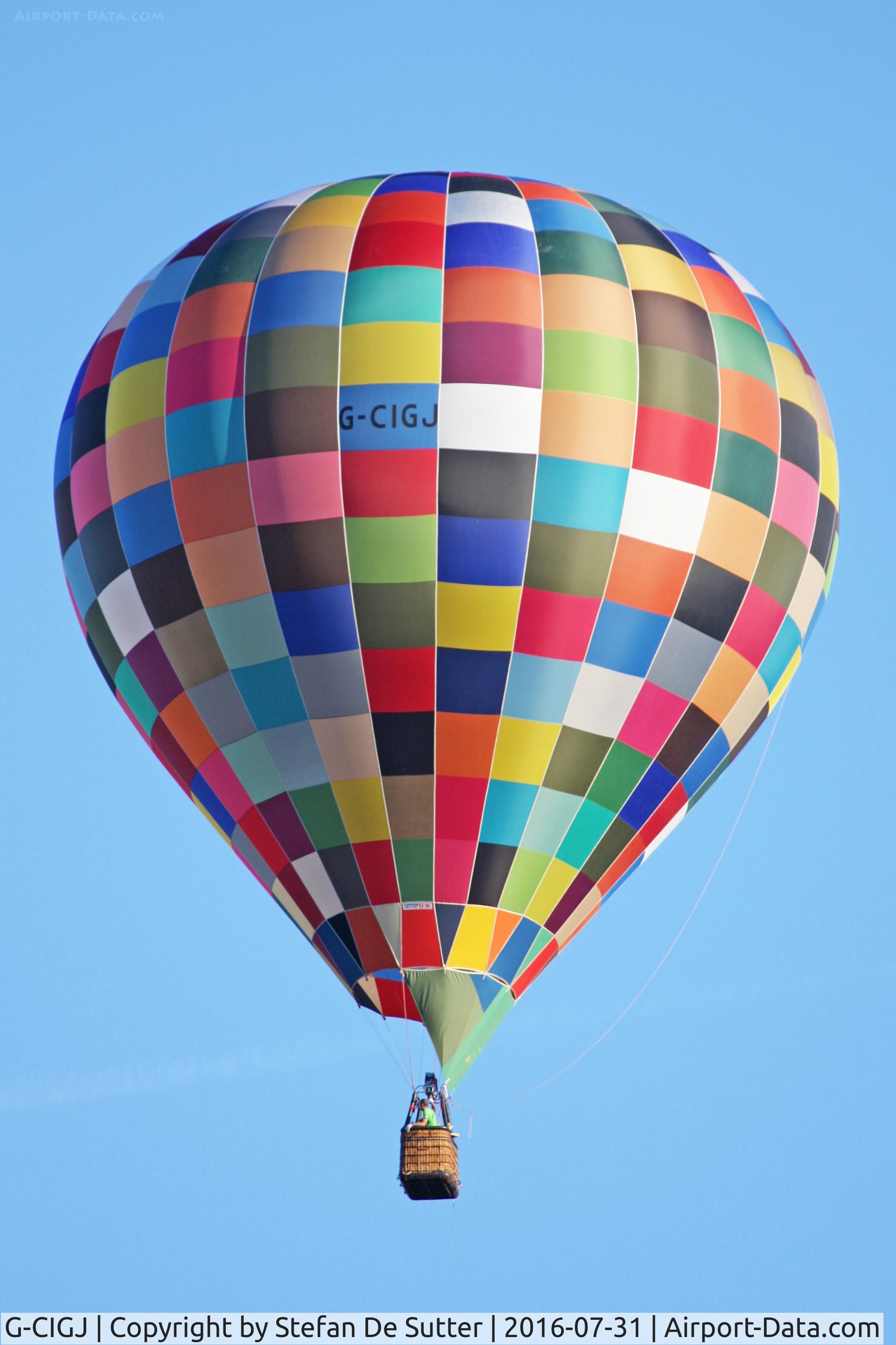 G-CIGJ, 2014 Cameron Balloons Z-90 C/N 11473, Balloonmeeting Eeklo 2016. First picture.