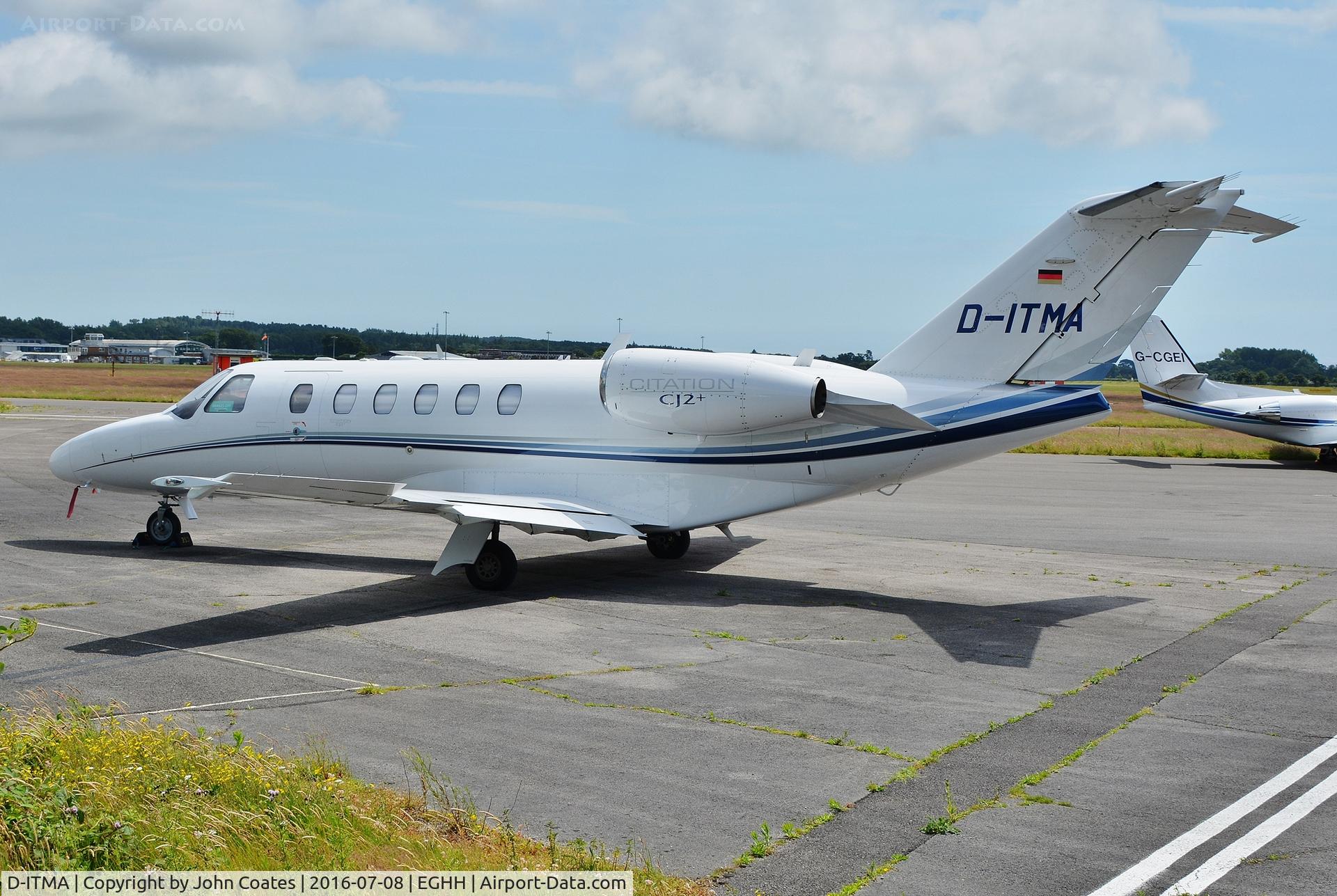 D-ITMA, 2008 Cessna 525A CitationJet CJ2+ C/N 525A-0389, At Signatures