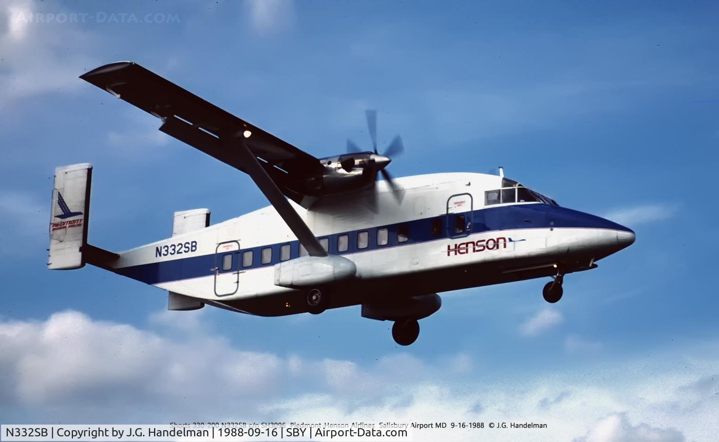 N332SB, 1983 Short SD3-30 200 C/N SH3096, On final at Salisbury MD.