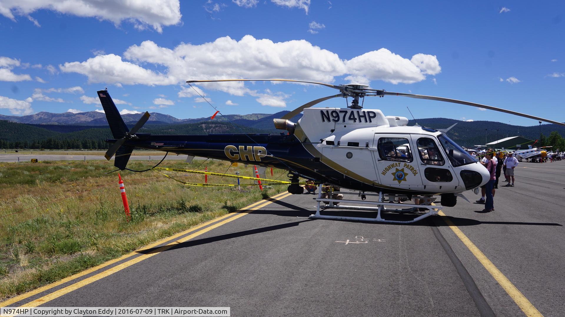 N974HP, 2014 Airbus Helicopters AS-350B-3 Ecureuil C/N 7871, Truckee Airport 2016.