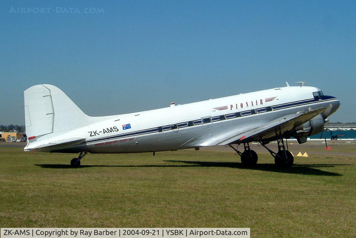 ZK-AMS, 1943 Douglas DC3C-S1C3G (C-47A) C/N 9286, Douglas DC-3C-47A-20-DL [9286] (Pionair) Sydney-Bankstown~VH 21/09/2004
