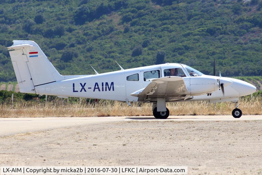 LX-AIM, 1979 Piper PA-44-180 Seminole C/N 44-7995207, Taxiing