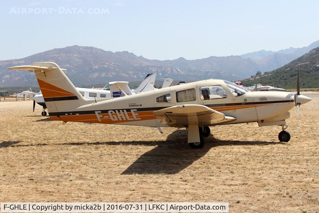 F-GHLE, Piper PA-28RT-201T Arrow IV C/N 28R8431012, Parked