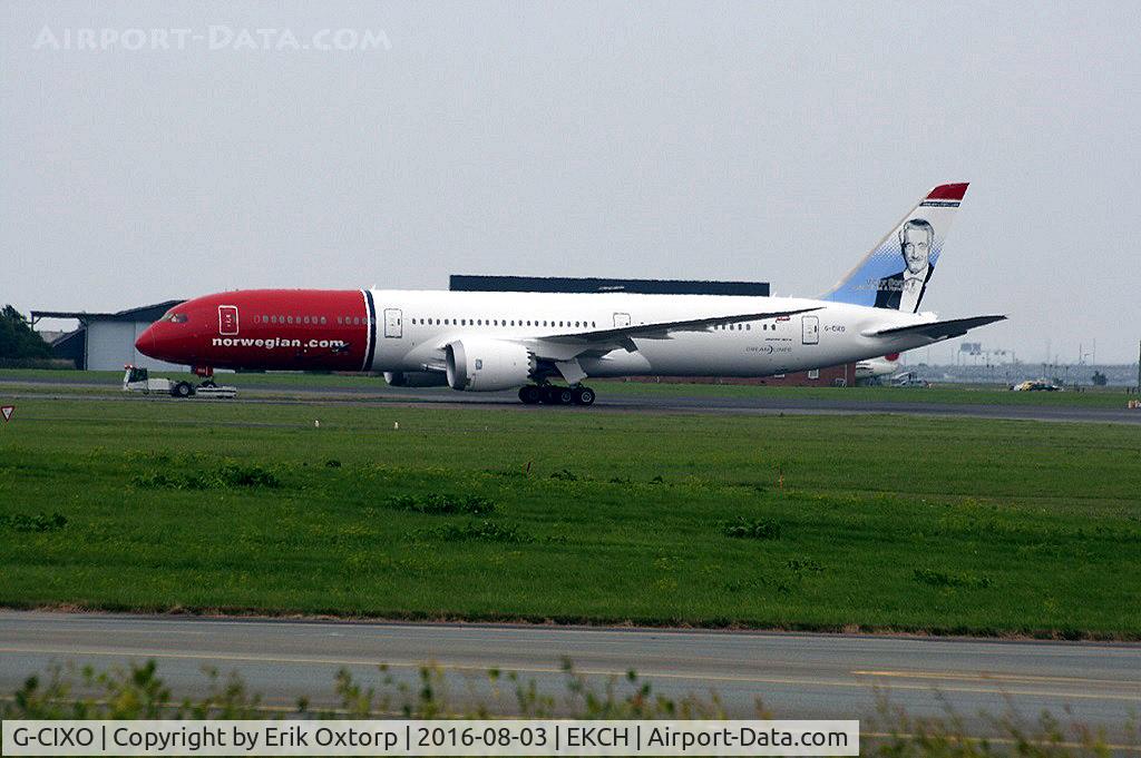 G-CIXO, 2016 Boeing 787-9 Dreamliner Dreamliner C/N 62082, G-CIXO being towed to the ramp