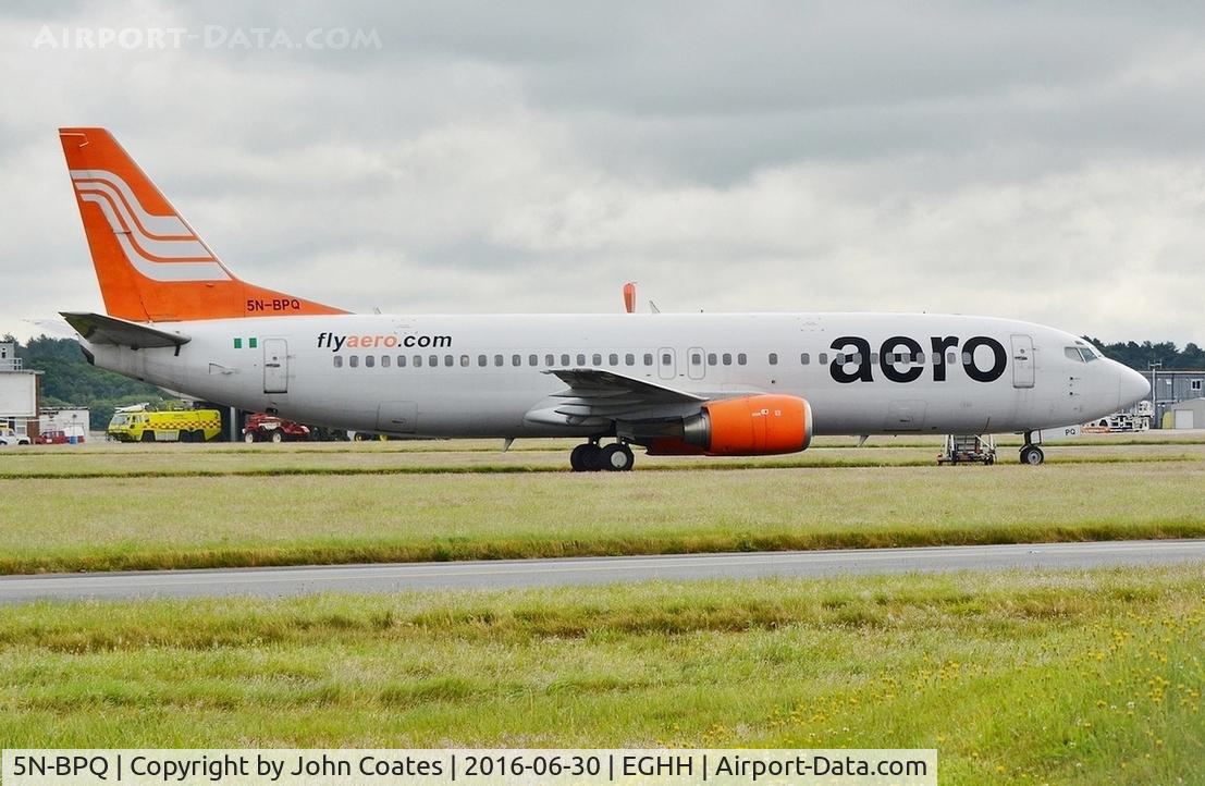 5N-BPQ, Boeing 737-400 C/N 29201, Bad weather diversion from Lasham