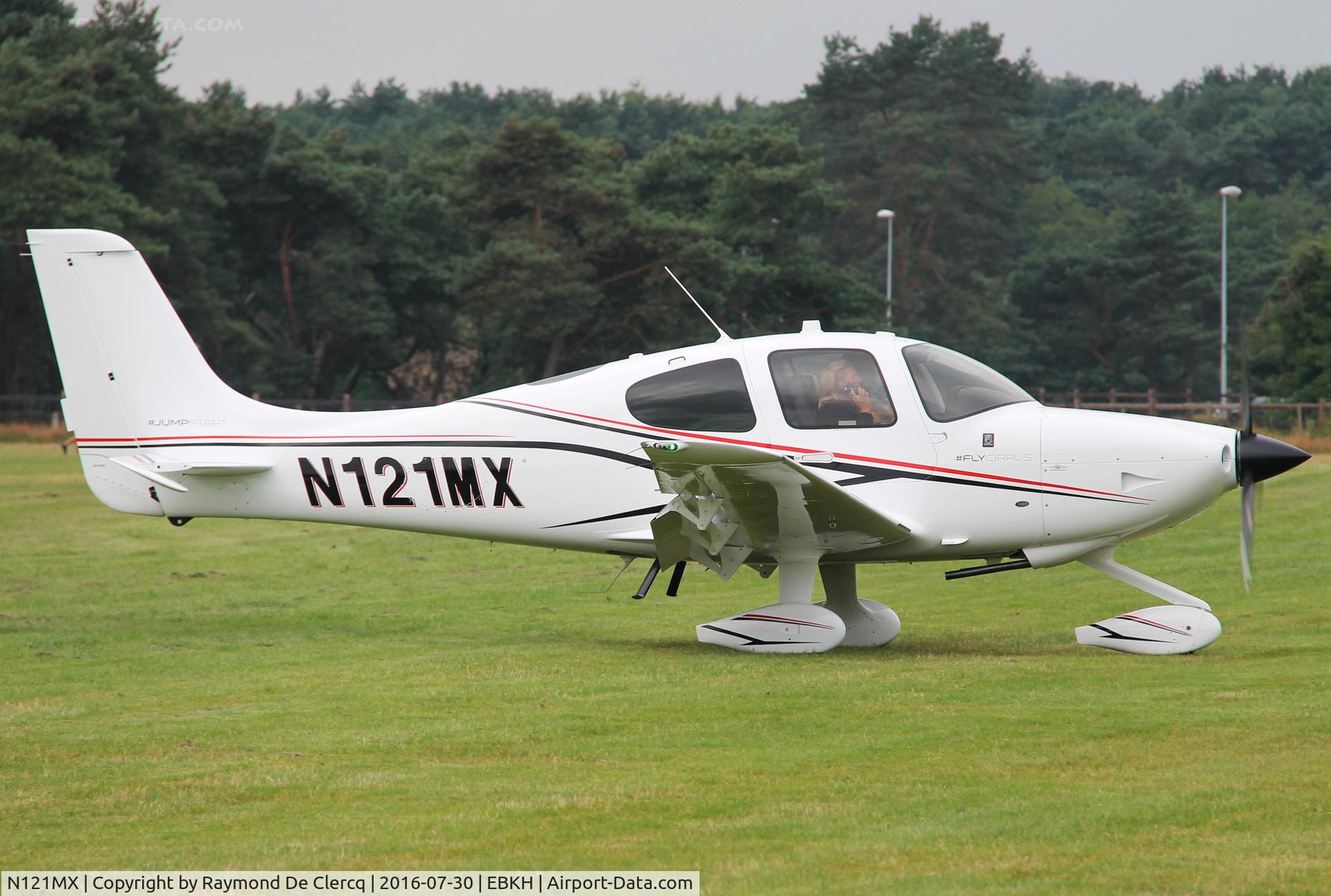 N121MX, 2016 Cirrus SR20 C/N 2304, Keiheuvel fly in 2016.
