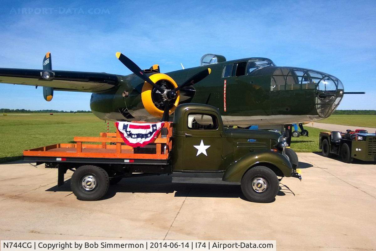 N744CG, 1944 North American B-25N Mitchell C/N 108-32141, On the ramp at Urbana, Ohio