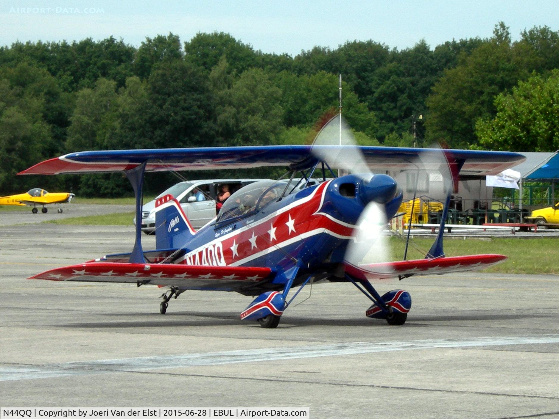 N44QQ, 2000 Aviat Pitts S-2C Special C/N 6034, Ursel Avia 2015