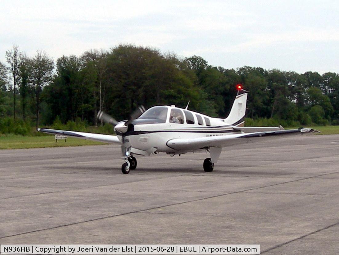 N936HB, Hawker Beechcraft Corp G36 Bonanza C/N E-3908, Ursel Avia 2015