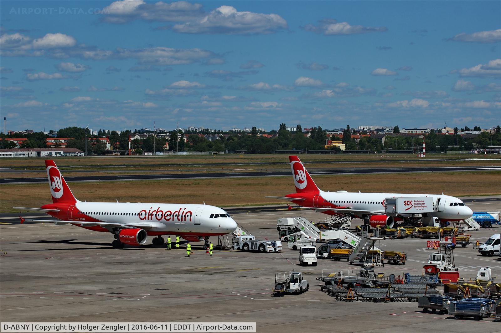 D-ABNY, 2016 Airbus A320-214 C/N 6966, TXL waving good bye tour no.4 since 2011