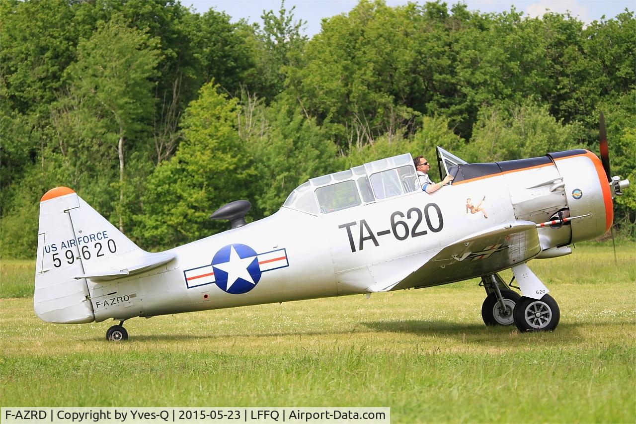 F-AZRD, 1943 North American AT-6D Harvard III C/N 88-14510 (42-44467), North American AT-6D Harvard III, Taxiing to parking area, La Ferté-Alais airfield (LFFQ) Airshow 2015