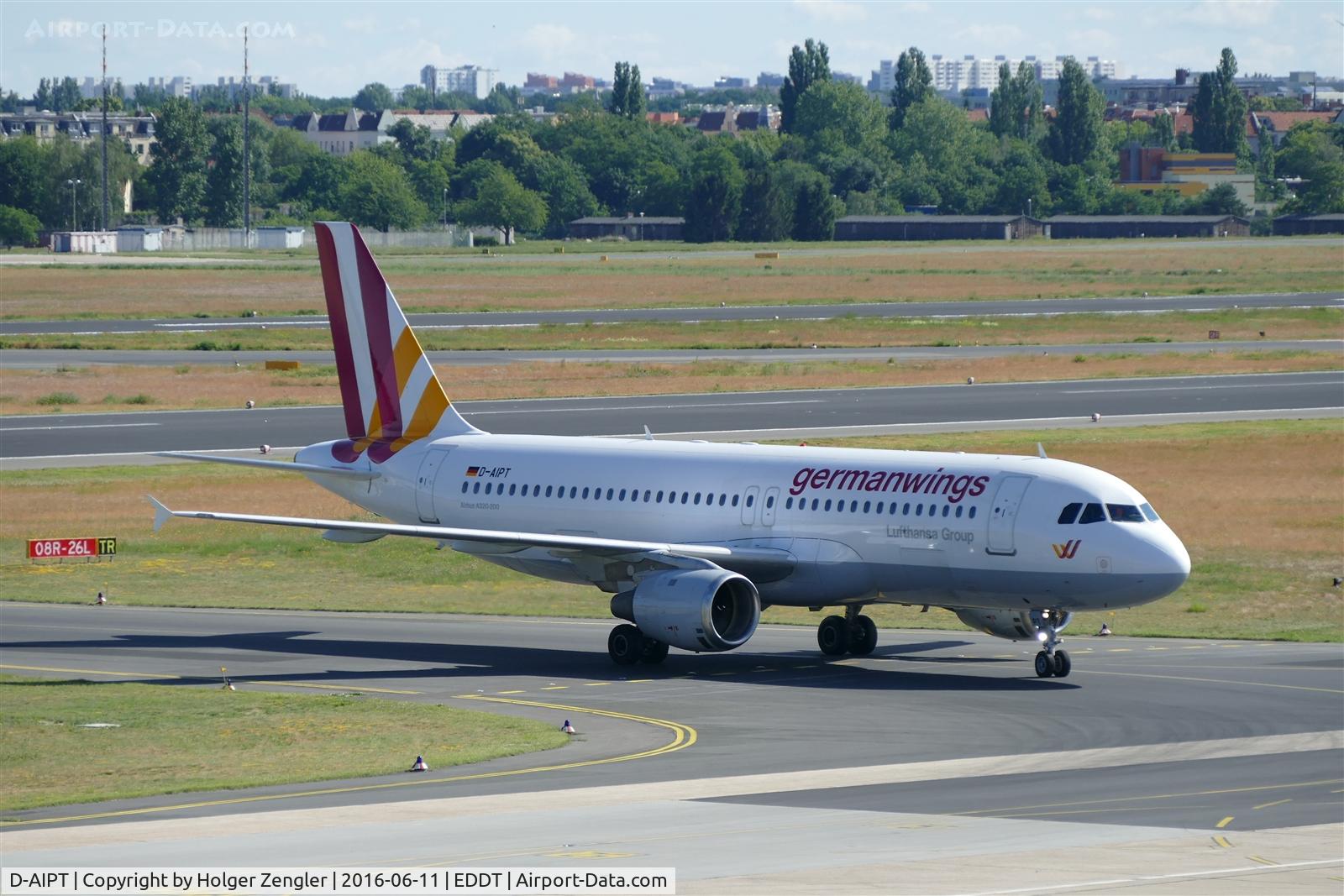 D-AIPT, 1990 Airbus A320-211 C/N 117, TXL waving good bye tour no.4 since 2011