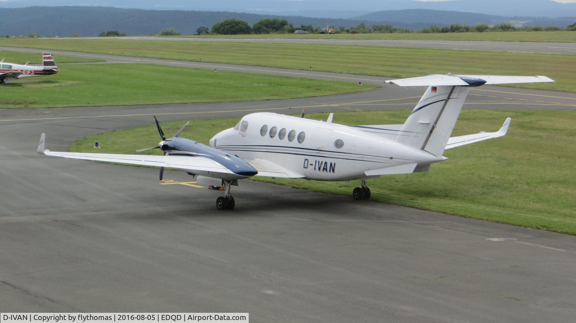 D-IVAN, 1999 Raytheon B200 King Air C/N BB-1662, D-IVAN Bayreuth Airport