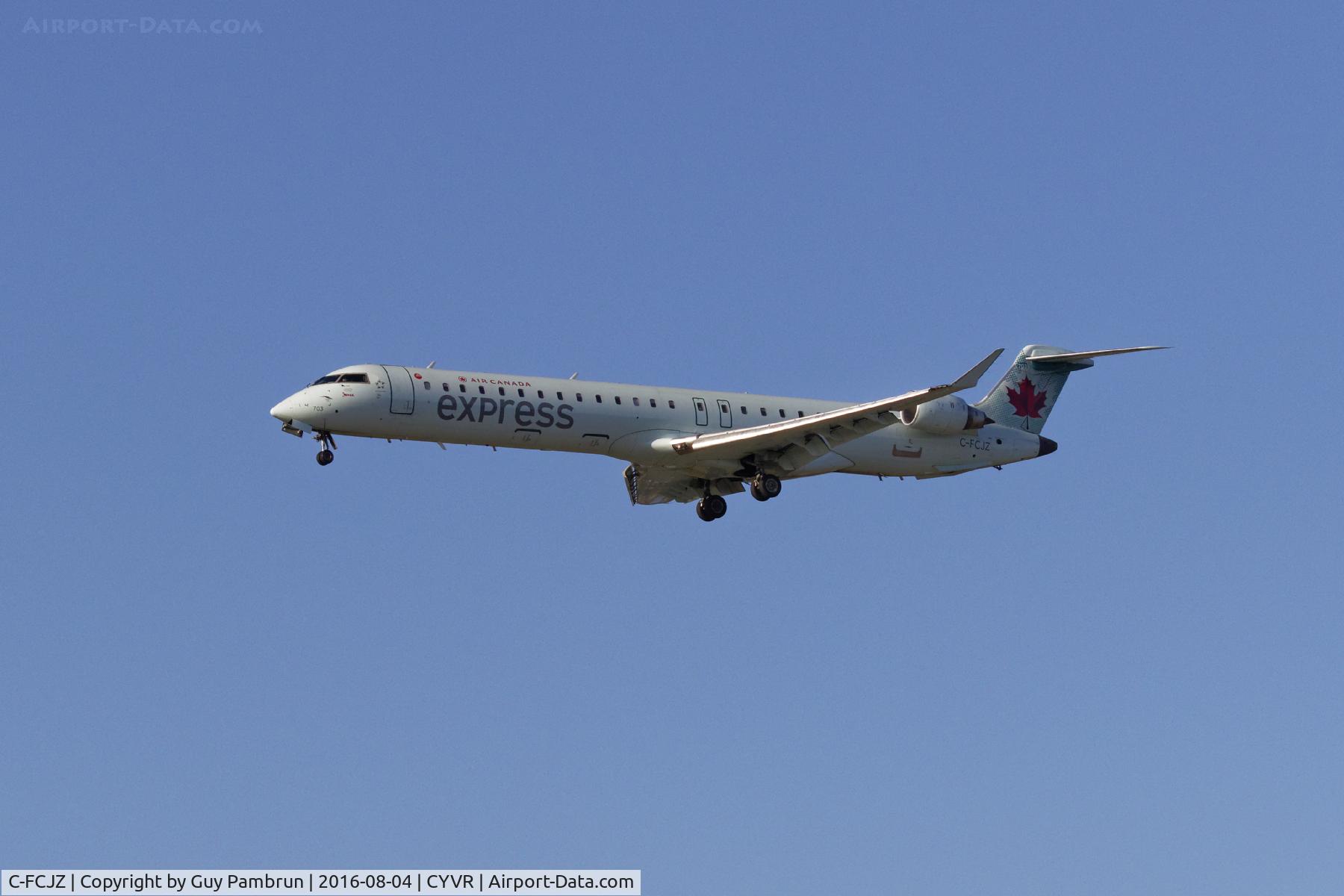 C-FCJZ, 2005 Canadair CRJ-705ER (CL-600-2D15) Regional Jet C/N 15040, Landing