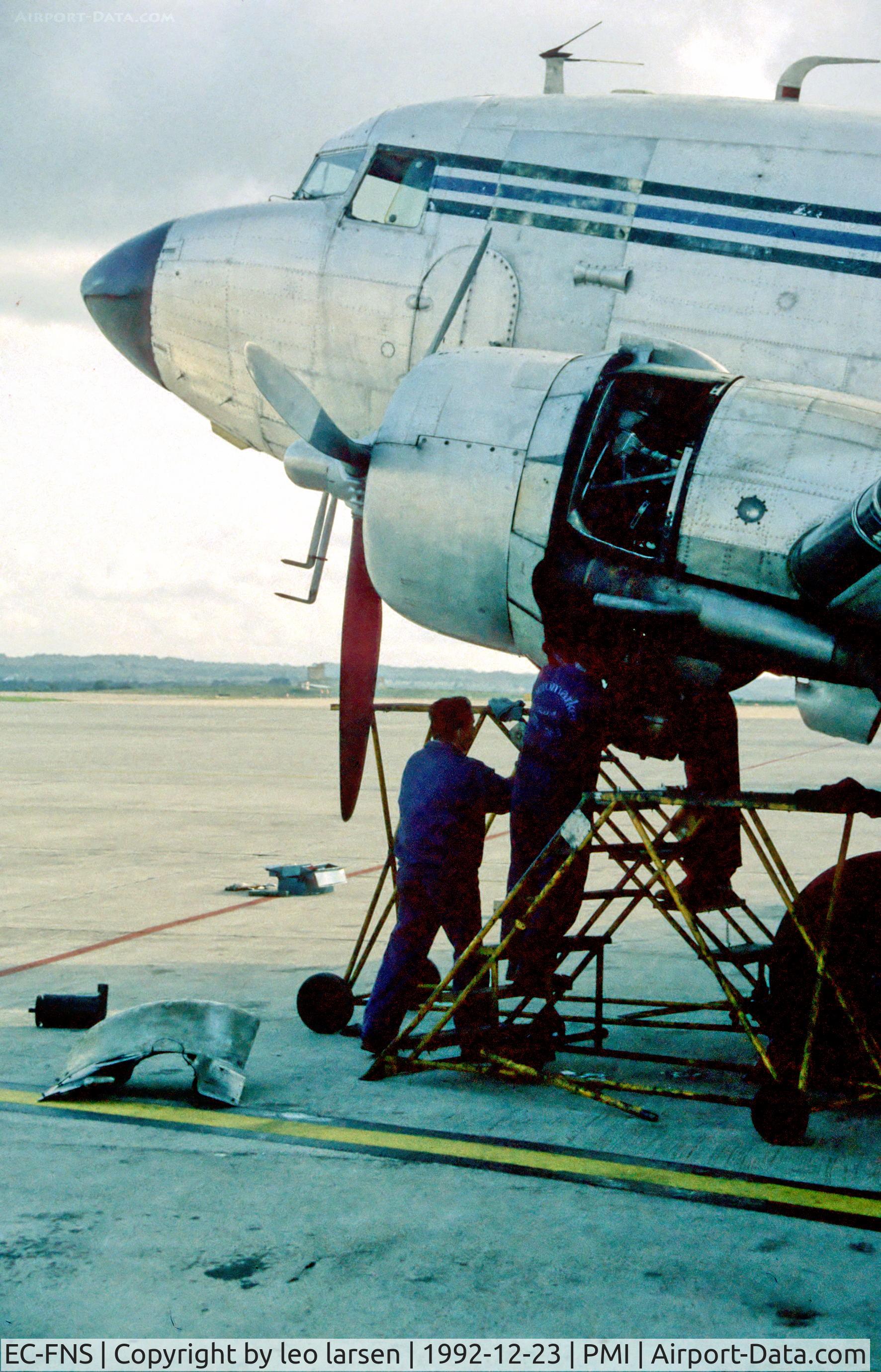 EC-FNS, 1943 Douglas DC-3C C/N 9700, Palma de Mallorca 23.12.92 with Work in progres.