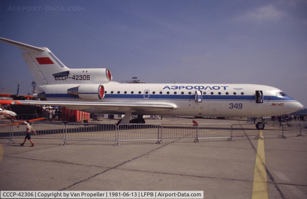 CCCP-42306, 1978 Yakovlev Yak-42 C/N 11840202, Yakovlev Yak-42 of Aeroflot shown at Le Bourget 1981