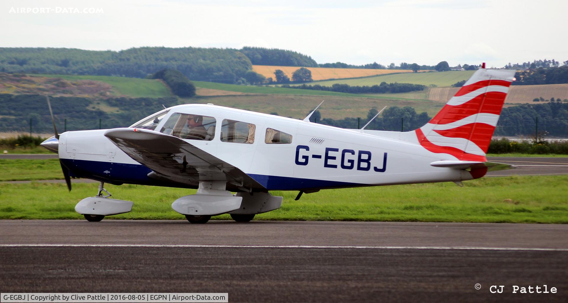 G-EGBJ, 1980 Piper PA-28-161 Cherokee Warrior II C/N 28-8116061, Taxi in at Dundee Riverside EGPN