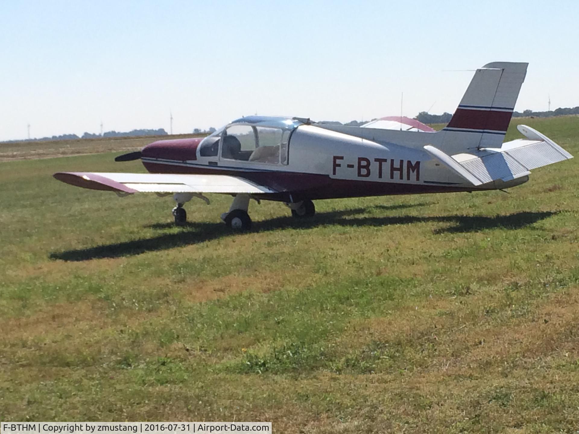 F-BTHM, Socata MS-883 Rallye 115 C/N 1644, Sorry for the iPhone 5s Low Quality Picture. 2016-07-31 LFOS (France)