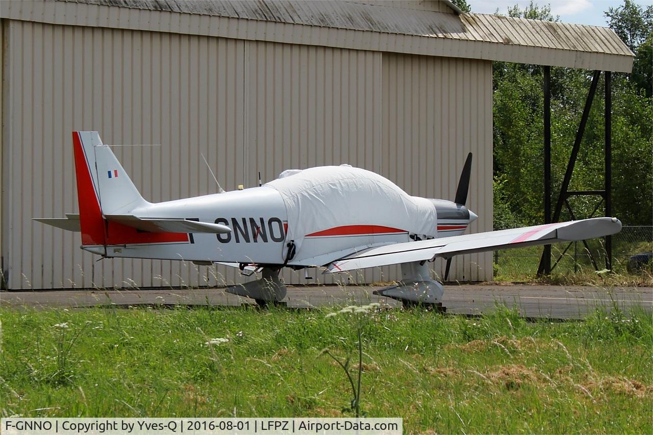 F-GNNO, 1994 Robin HR-200-120B C/N 283, Robin HR-200-120B, parked, Saint-Cyr-l'École Airfield (LFPZ-XZB)