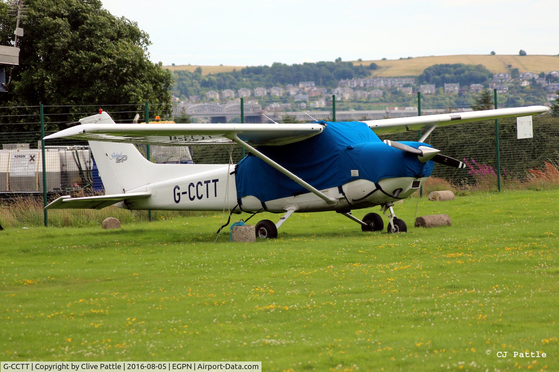G-CCTT, 1999 Cessna 172S Skyhawk SP C/N 172S8157, Aberdeen EGPD/ABZ based visitor all wrapped up at Dundee EGPN