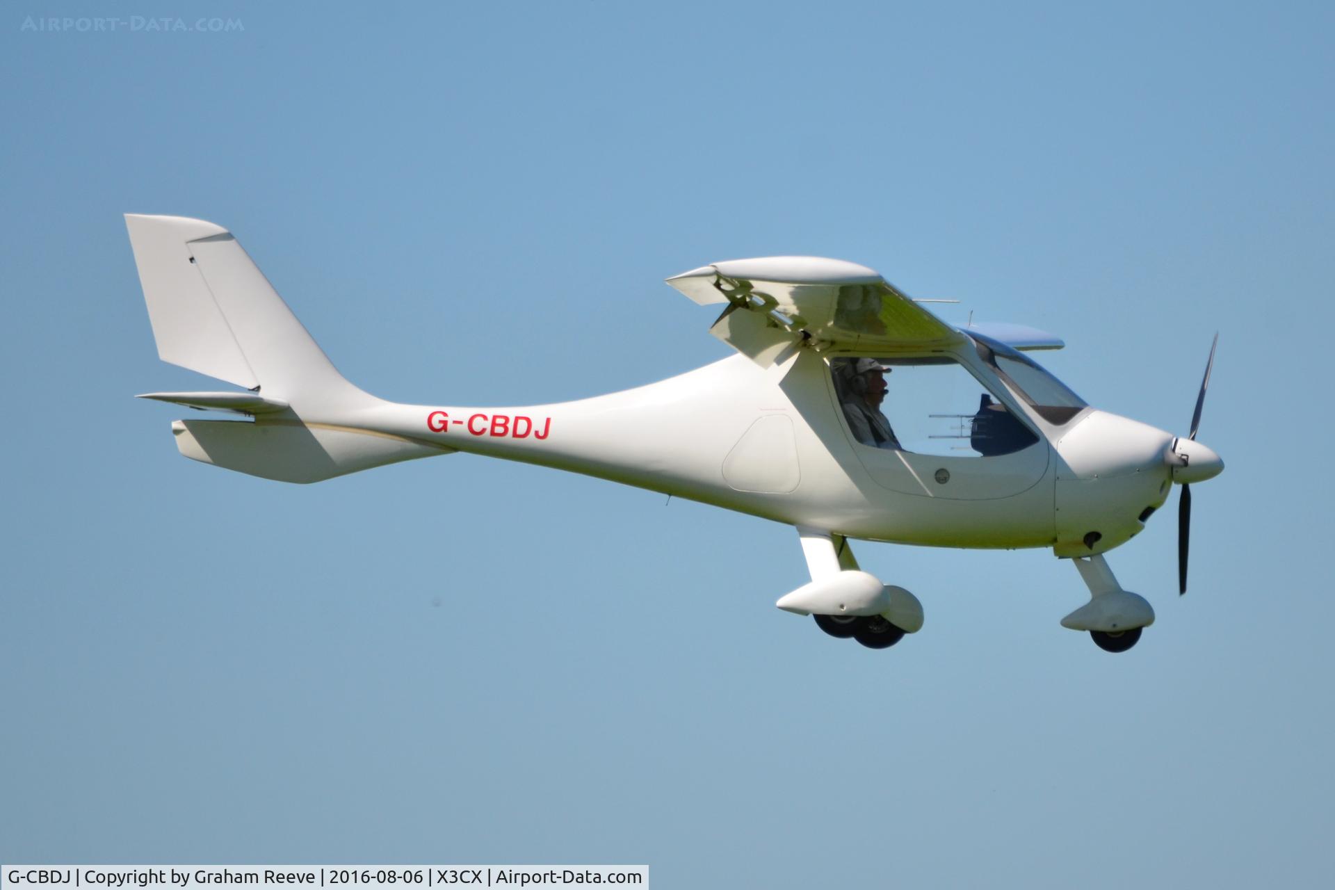 G-CBDJ, 2001 Flight Design CT2K C/N 7850, Landing at Northrepps.