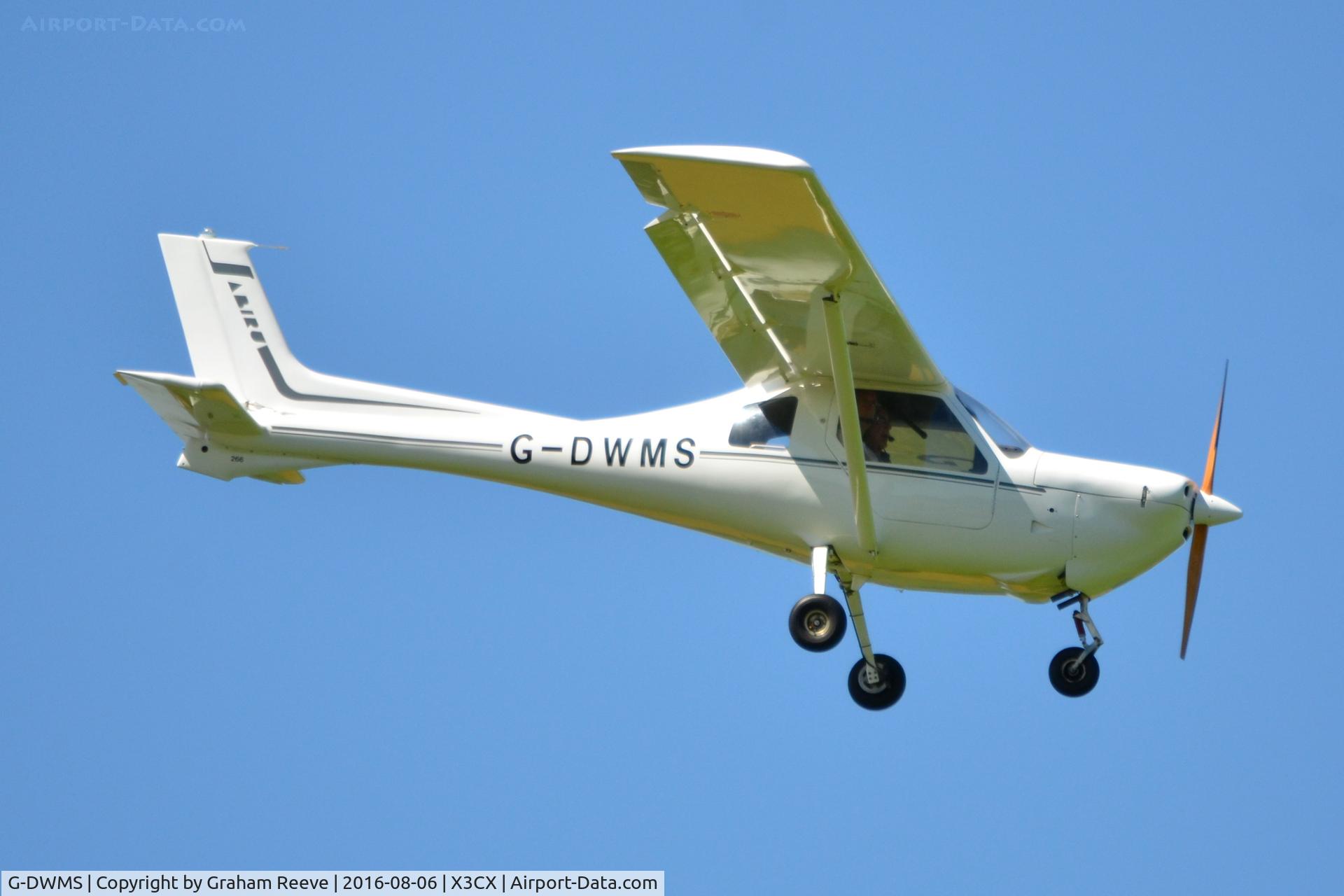 G-DWMS, 2001 Jabiru UL-450 C/N PFA 274A-13491, Landing at Northrepps.